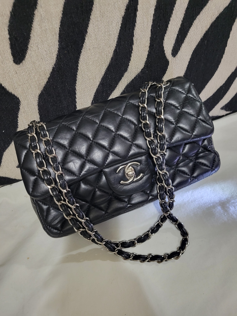 CHANEL Black Quilted Lambskin Chain Shoulder Bag